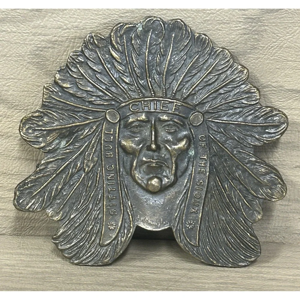 Vtg Belt Buckle Sitting Bull Chief of the Sioux W Cody Wild Bill Remington?